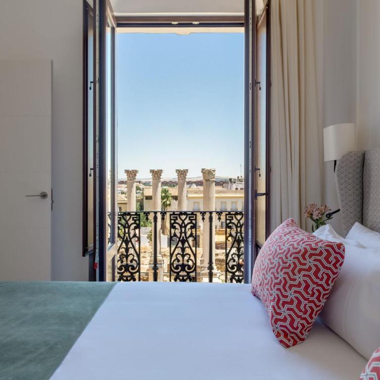 Coliseum Boutique Apartments - Deluxe Apartment - 2