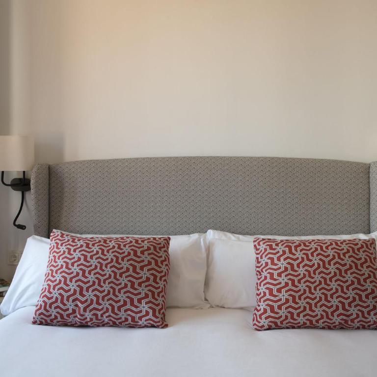 Coliseum Boutique Apartments - Deluxe Apartment - 14