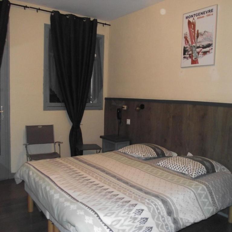 Hotel Valérie - Chambre Double Sud - Vue sur Montagne - 9