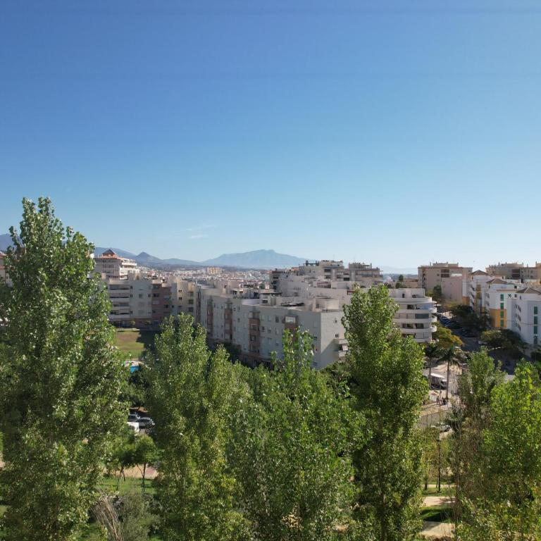 Escape to Estepona - Two-Bedroom Apartment - 25