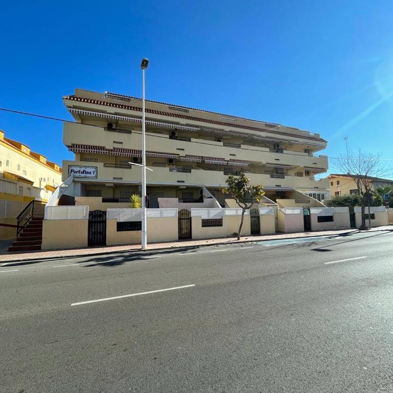 Residencial Vacacional Portofino V Oropesa Ref 001 - Apartamento - 1