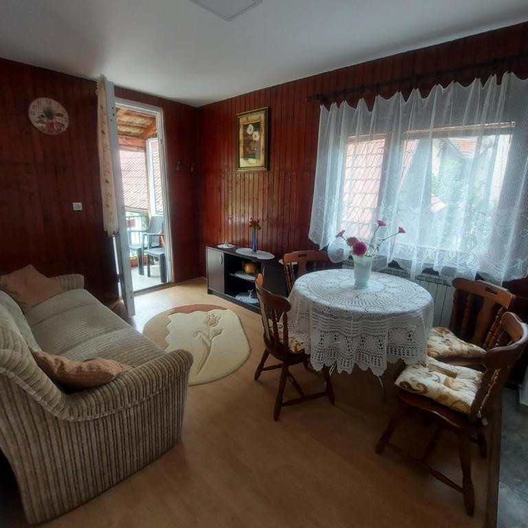 Apartman Đurđevak ,Banja Koviljača - Apartman sa 2 Spavaće Sobe - 10