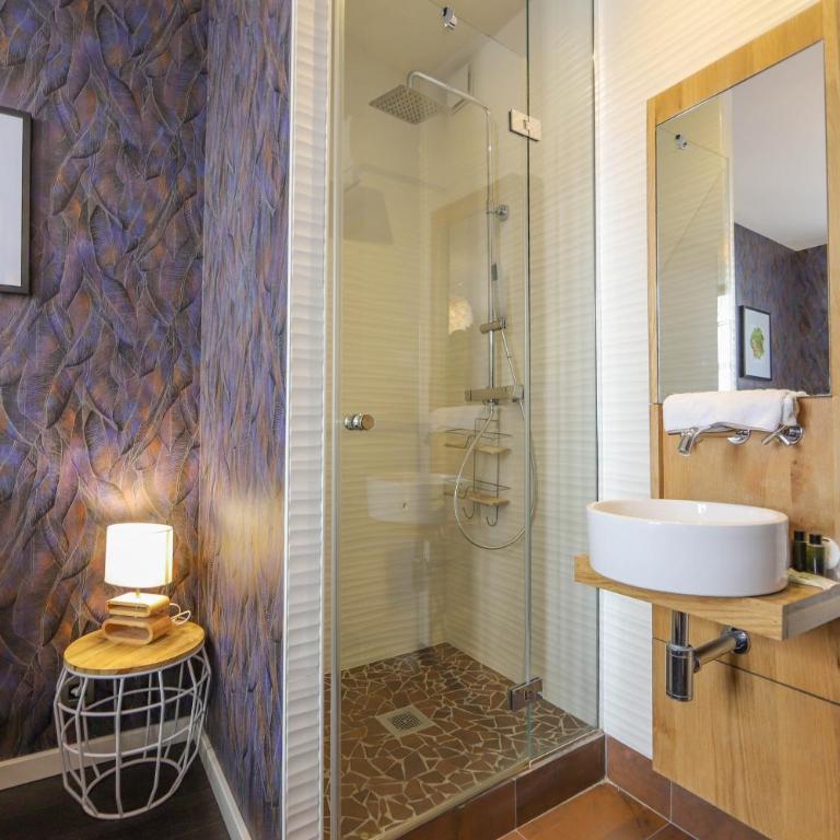 L'Eau Vive Jacuzzi et Sauna en vieille ville 5 - Deluxe Apartment - 22