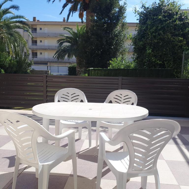 Payet Apartments - Two-Bedroom Apartment (4-6 Adults) - 2