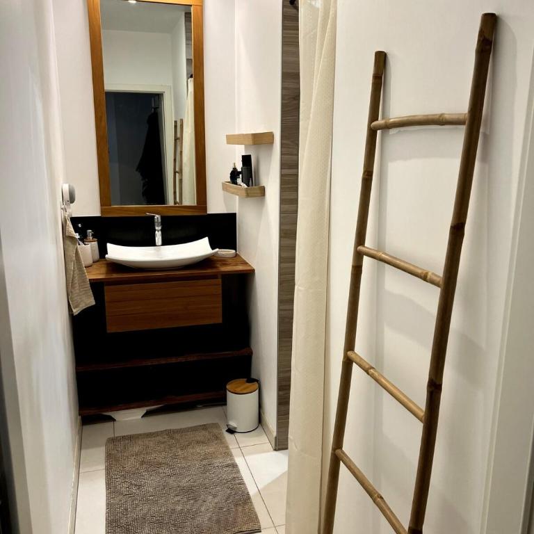 Belle chambre cosy, proche centre-ville et gare - Chambre Double Deluxe - 8