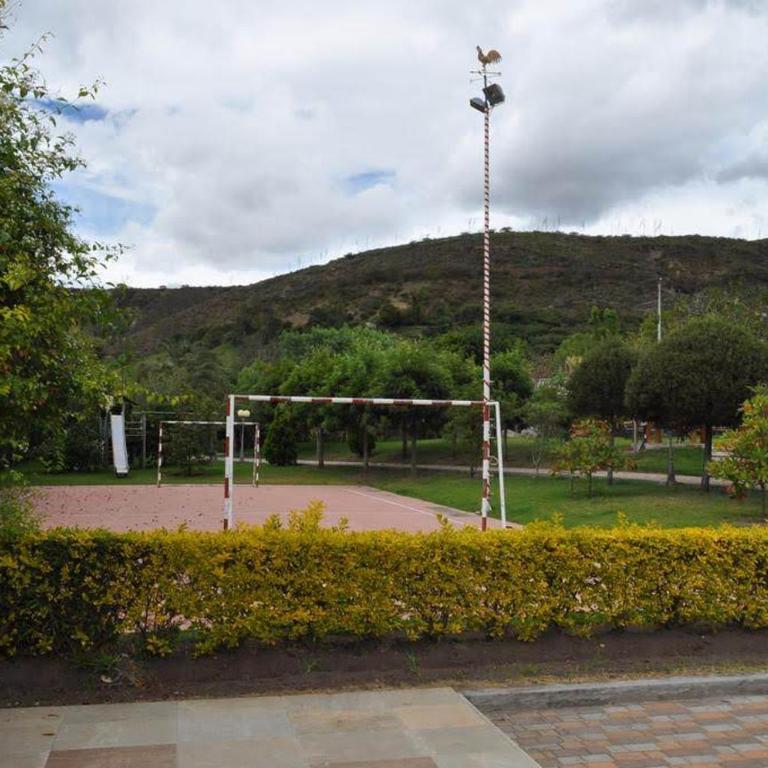 Lujosa Quinta Vacacional Ibarra - Villa with Private Pool - 36