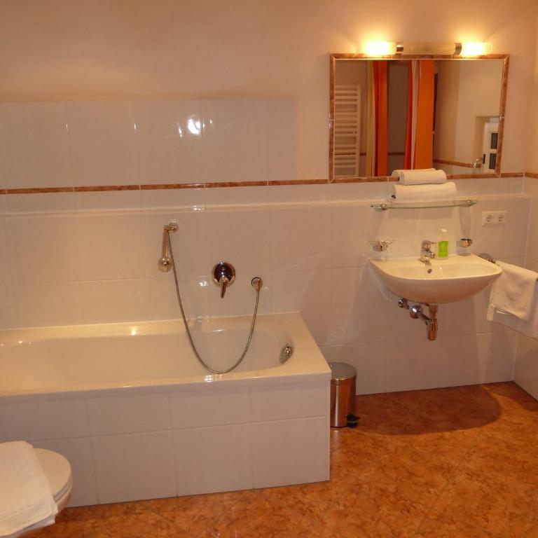 Alpen Glück Schlössl Unterm Rain - Apartment mit 2 Schlafzimmern - 21