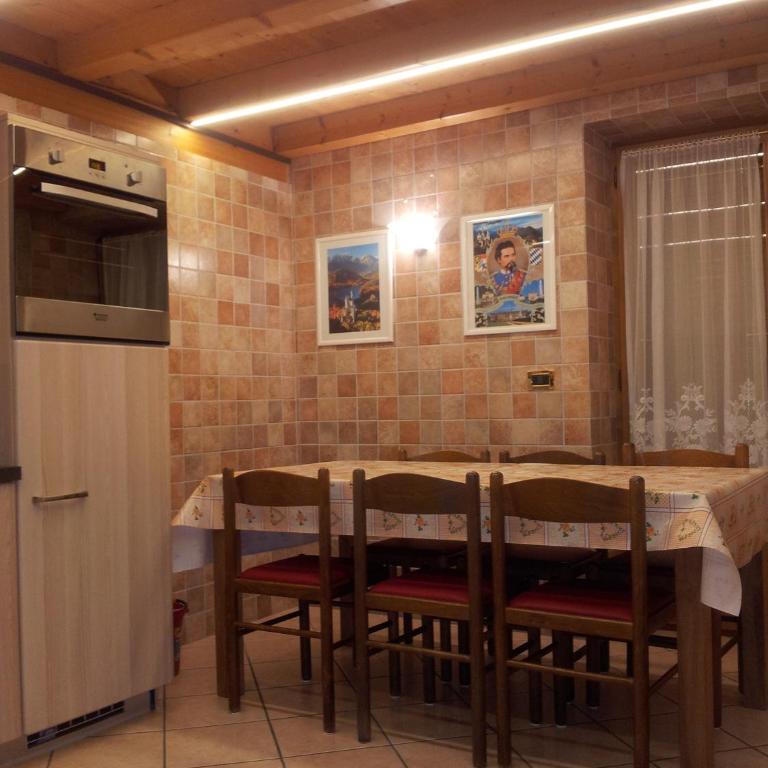 Chalet Karin - Appartamento con 3 Camere da Letto - Piano Alto - 1