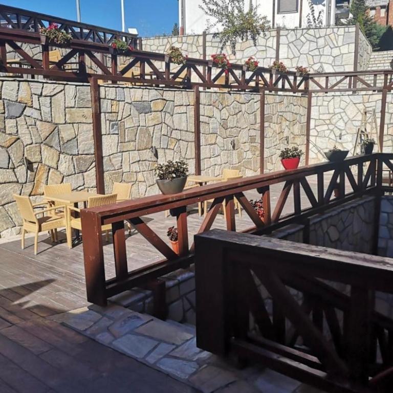 Apart Hotel & spa Zoned II, Kopaonik, apartman Lukač - special benifit Children up to 17 of age accompanied by two adutls staj for free! FREE PARKING! - Deluxe King Studio - 36