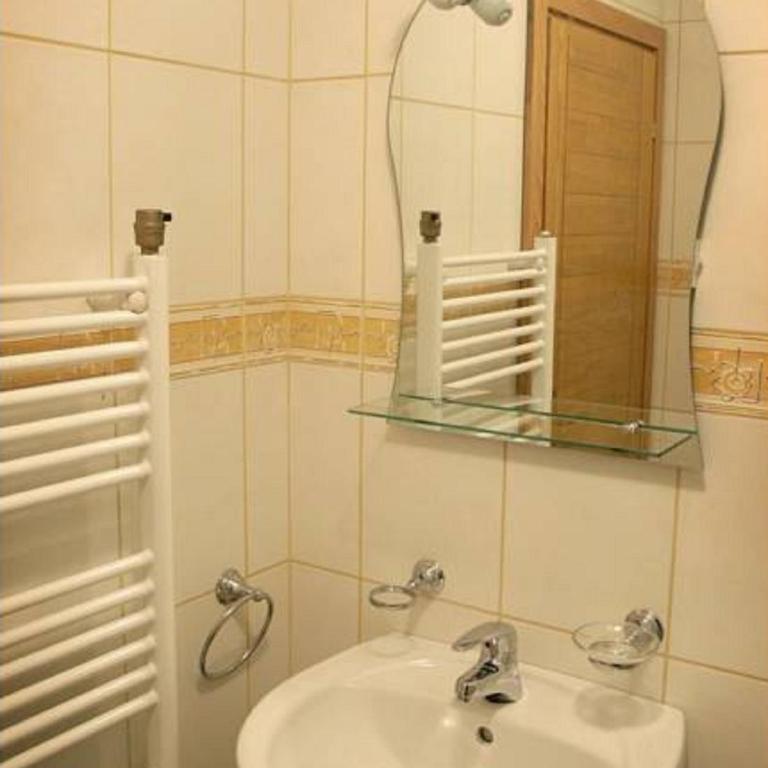 Guesthouse Lucic - Triple Room - 18