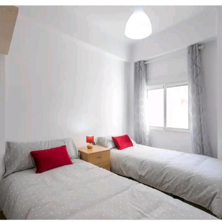 Apartamento coqueto a un minuto de la Explanada - Two-Bedroom Apartment - 4