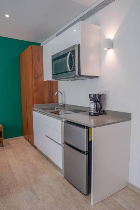 Amplio departamento con alberca swim-up - Apartamento de 1 dormitorio - 10