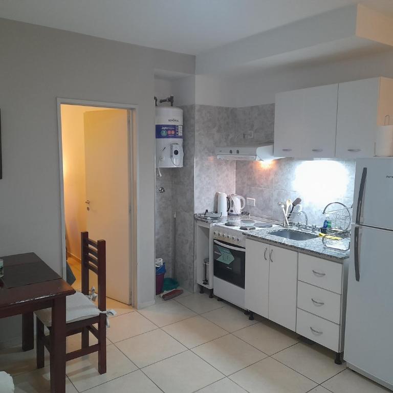 Caseros Centro - One-Bedroom Apartment - 3