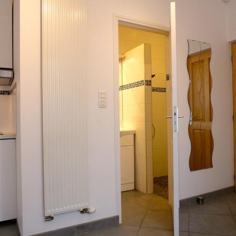 B&B "Clos Feuillat" - Chambre Double - Vue sur Piscine - 5