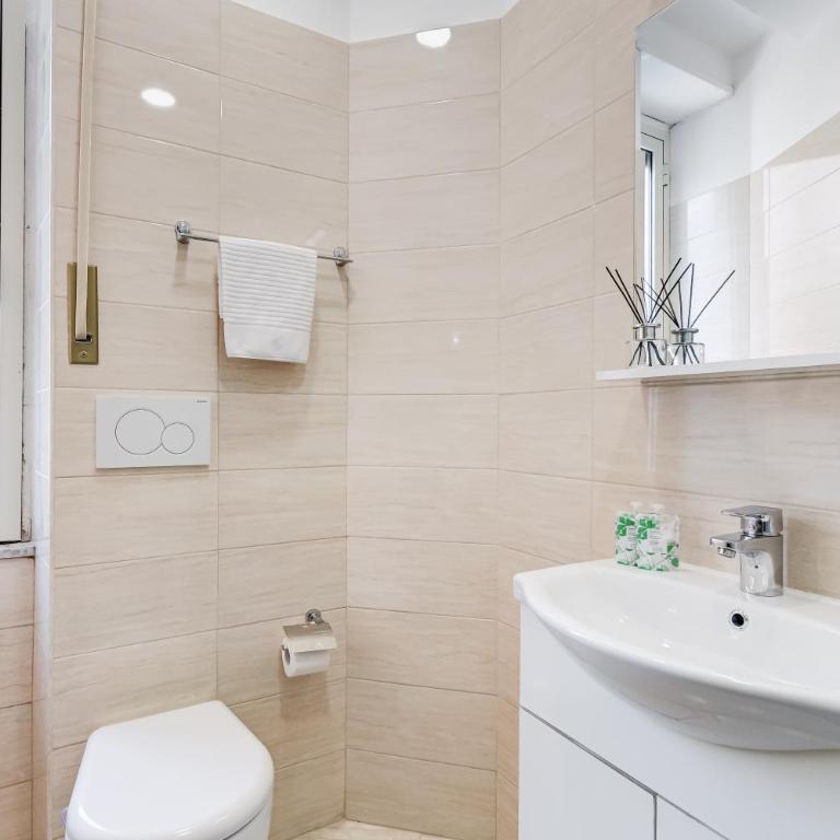 BDC - Prestige 3Bdr 3Bath in Monti District - Appartamento con 3 Camere da Letto - 34