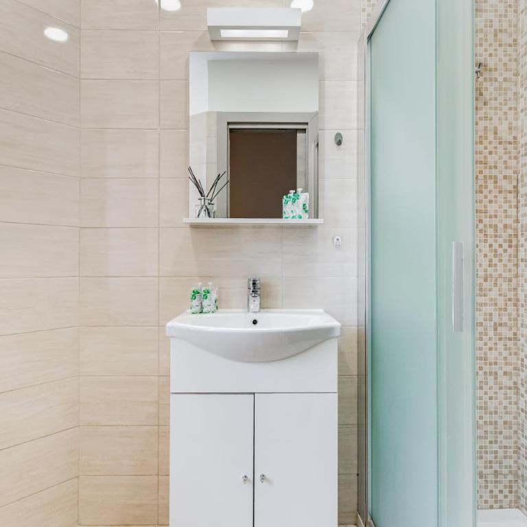 BDC - Prestige 3Bdr 3Bath in Monti District - Appartamento con 3 Camere da Letto - 61