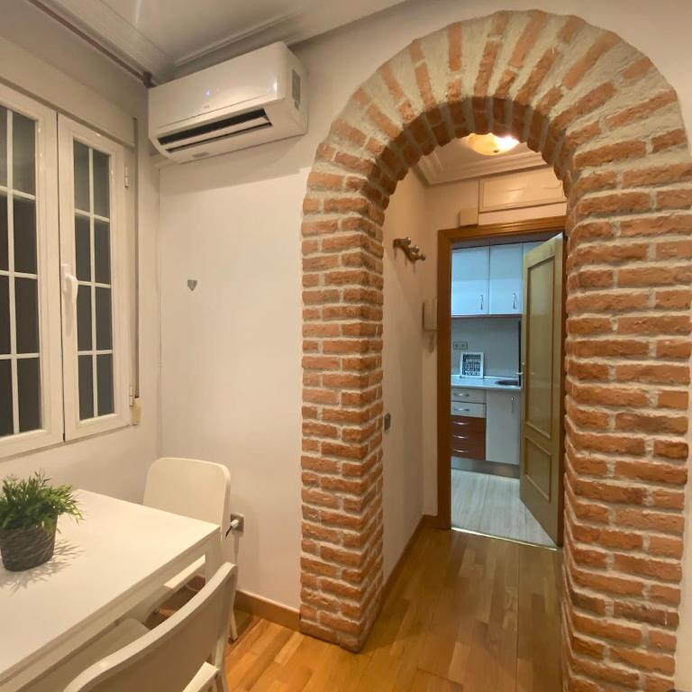 Homy Gran Via - One-Bedroom Apartment - 2