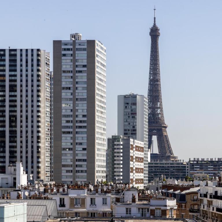 Quinzerie hôtel - Chambre Grey de Luxe - Vue sur Tour Eiffel - 11
