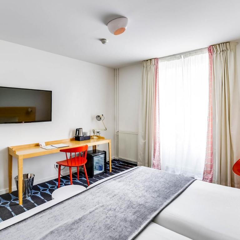Hotel Lorette - Astotel - Superior Family Room - 2 Bedrooms - 4