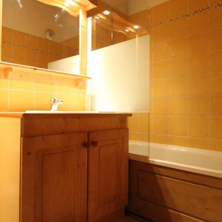 Appartement 4 pers à Val Cenis, au pied des pistes, parking, WIFI et balcon - FR-1-508-145 - Apartment (4 Adults) - 5