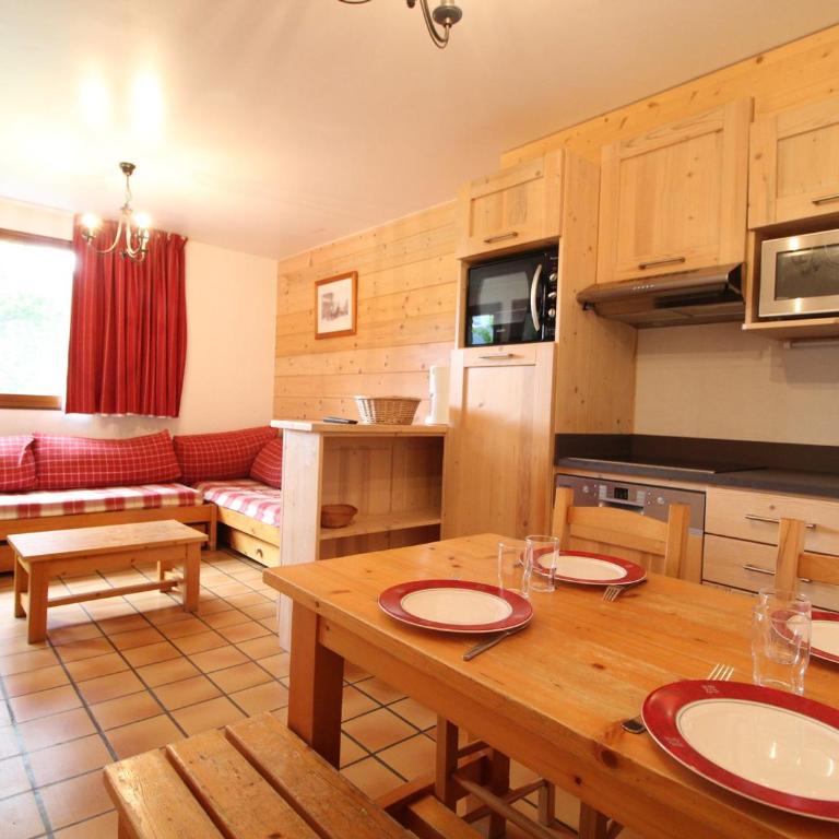 Appartement cosy 5 pers. à Val Cenis Lanslevillard, proche télécabine et ESF, terrasse, wifi inclus - FR-1-508-131 - Appartement (5 Adultes) - 2