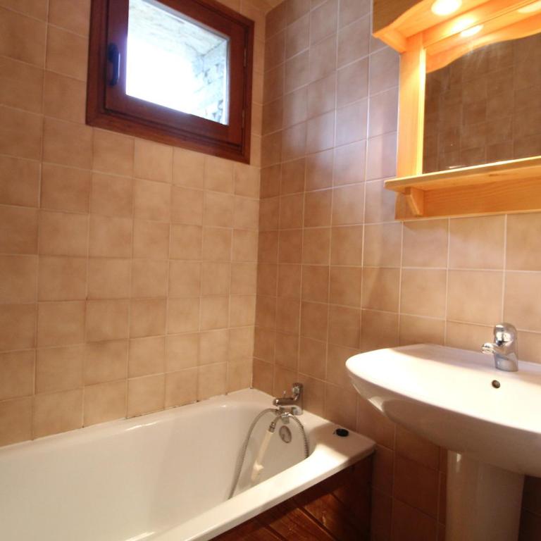 Appartement confortable 5 personnes à Val Cenis - proche télécabine et ESF - FR-1-508-144 - Apartment (5 Adults) - 5