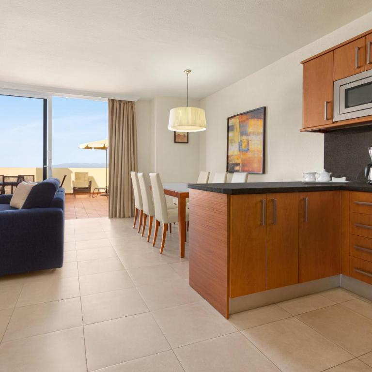 Wyndham Residences Costa Adeje - Apartamento de 3 dormitorios con vistas al océano - 2