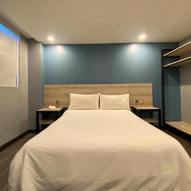 Hotel Estrella de Oriente - Habitación Doble Económica - 8
