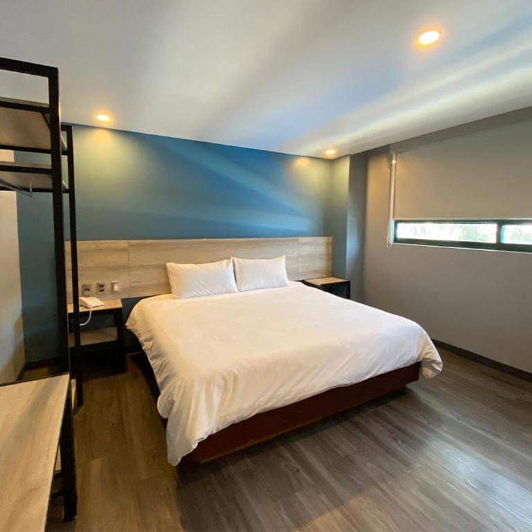 Hotel Estrella de Oriente - Habitación Doble Estándar - 9