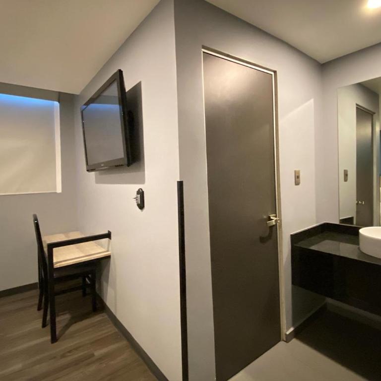 Hotel Estrella de Oriente - Habitación Doble Estándar - 7