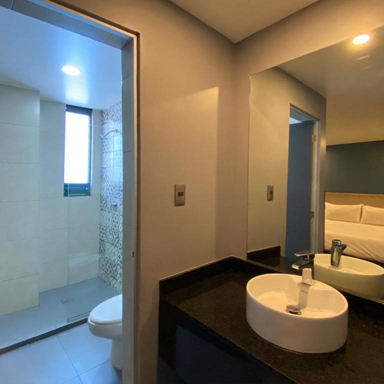 Hotel Estrella de Oriente - Habitación Doble Estándar - 5