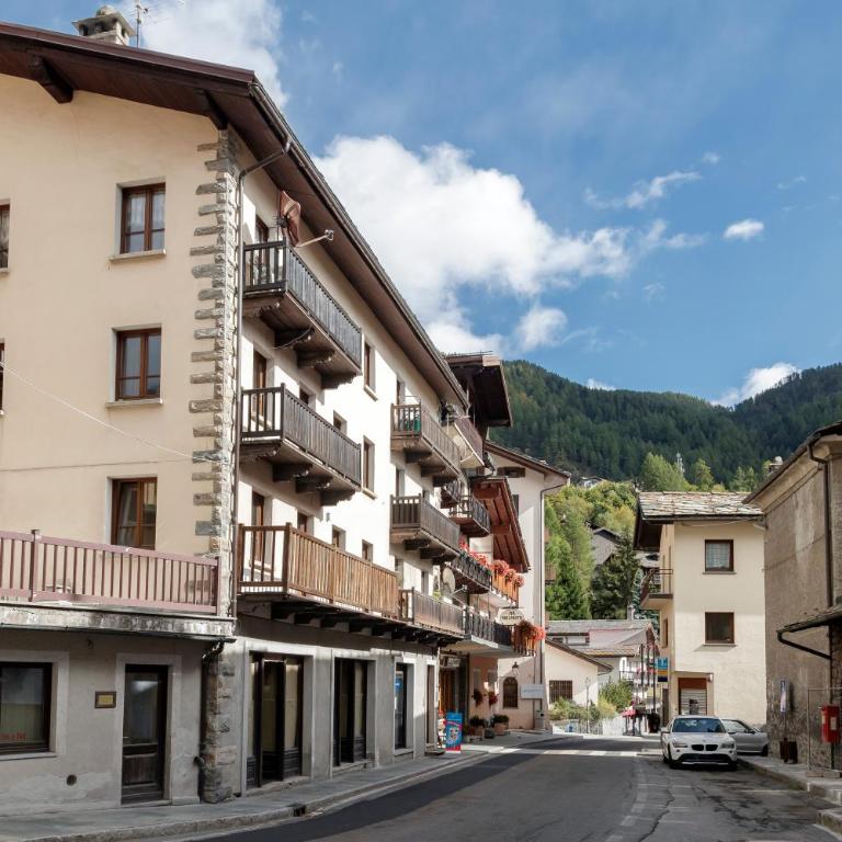 HelloChalet - Maison Maquignaz with boot-warmer, 100m skibus - Appartamento con Terrazza - 31