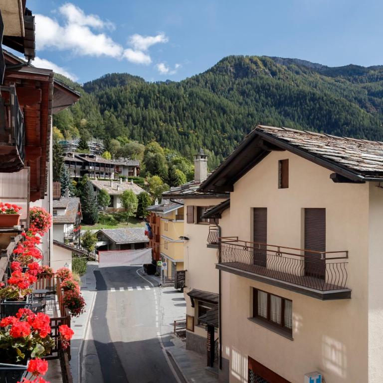 HelloChalet - Maison Maquignaz with boot-warmer, 100m skibus - Appartamento con Terrazza - 33