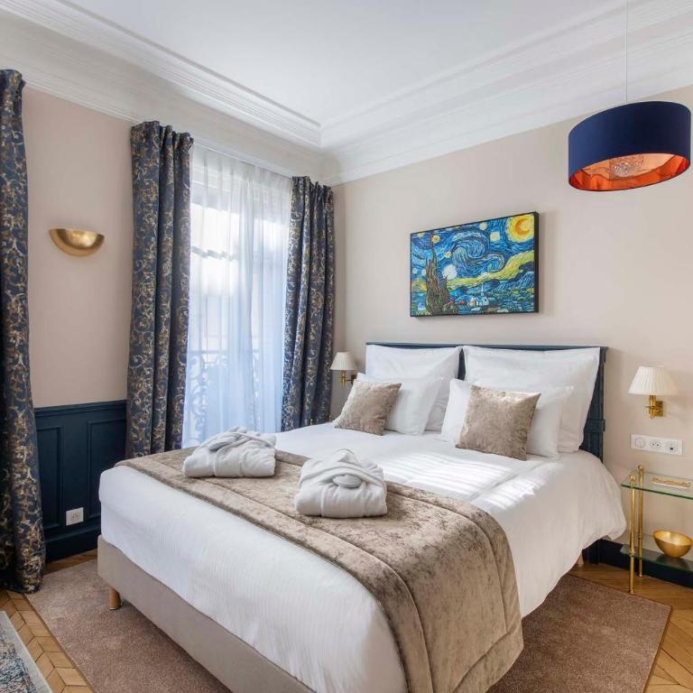 LE BEAU MARAIS - Luxury Apartments, AIR COND, LIFT - Deluxe Quenn Studio LAPIS LAZULI - 8