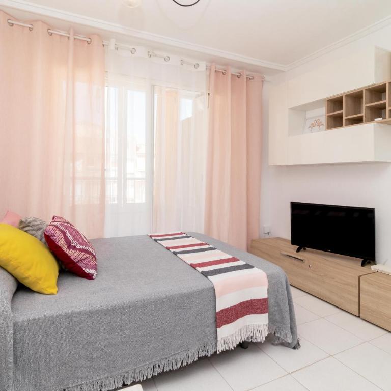 Espanatour ALECIA - Studio with Pool View - 1