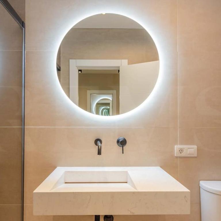 Contemporary Minimalist Apartment by REMS - Apartamento de 2 dormitorios - 11