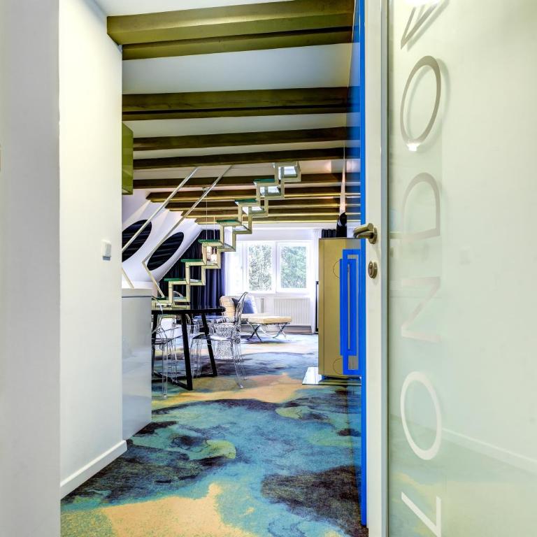 Metropolitan London, Marrakesh & Tokyo - Two-Bedroom Apartment - 3