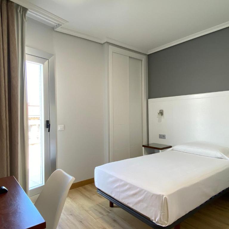 Hotel Arsus - Habitación Individual con terraza - 3