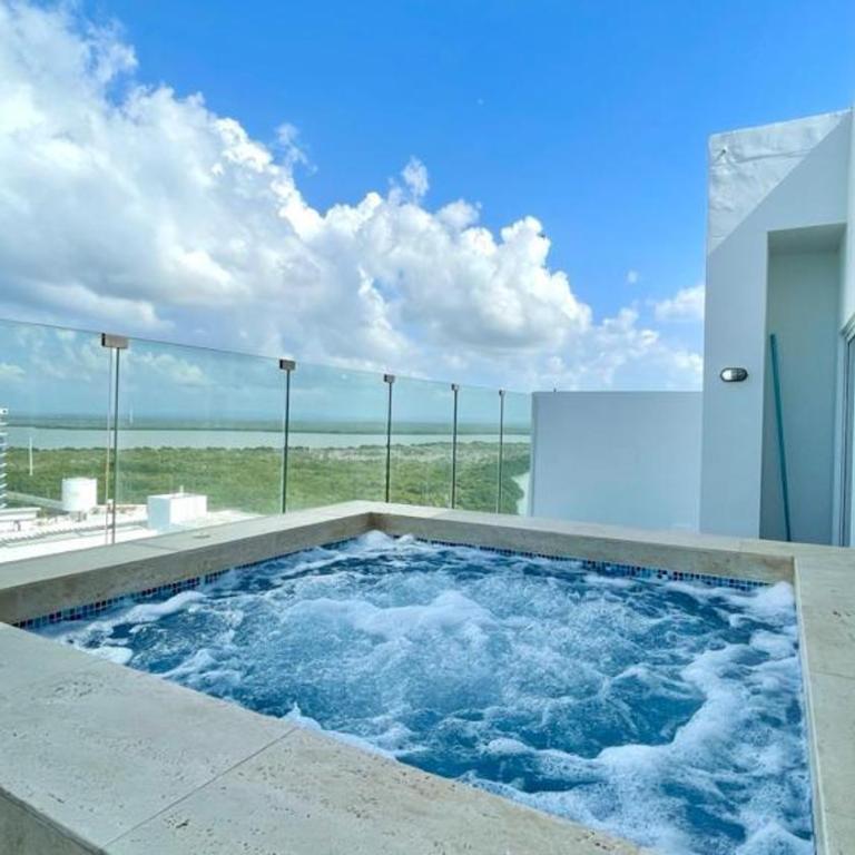 Penthouse en zona norte cartagena luxury con 3 habitaciones y excelente wifi - Suite con bañera de hidromasaje y cama grande - 10