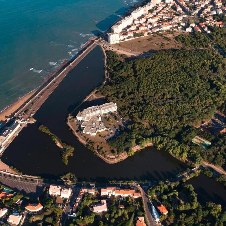 Maison rénovée avec jardin privatif, proche des Sables d'Olonne, parking et Wifi inclus - FR-1-426-226 - Maison de Vacances (4 Adultes) - 6