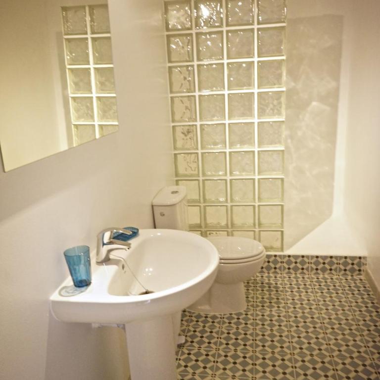Sol y Mar Surf Camp - Cama en habitación compartida mixta compartido de 4 camas con baño compartido - 3