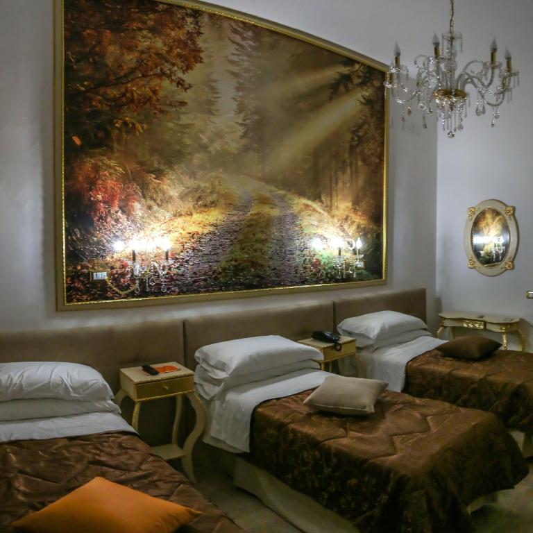 Hotel des Artistes - Deluxe Quadruple Room - 2
