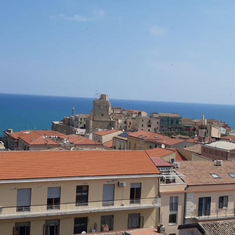 Al Settimo Cielo Termoli - Appartamento con 2 Camere da Letto - 1
