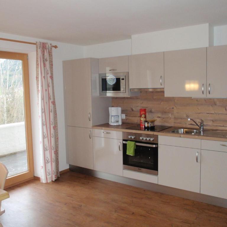 Landhaus Alpenjäger - Apartment mit 3 Schlafzimmern - 17