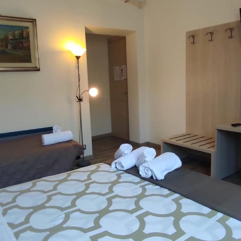 Rome Station Rooms - Suite Queen Deluxe - 21