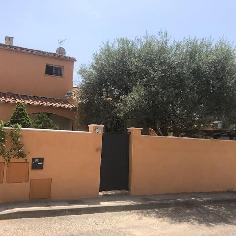 Jolie Villa, Piscine, 10min centre ville, WIFI - Villa 3 Chambres - 14