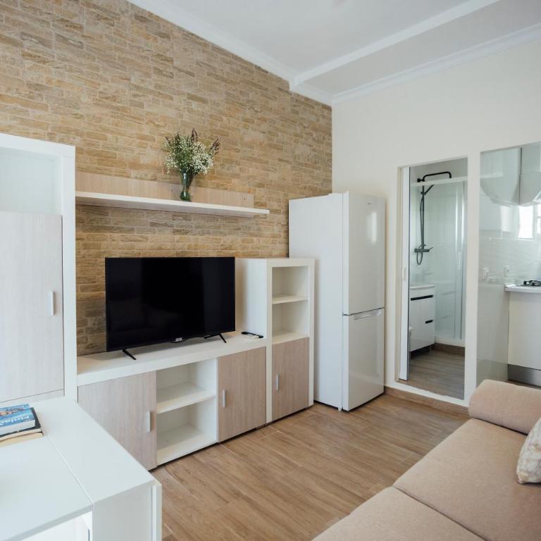 One&Lux San Luis Feel at Home in a Renovated Apartment - Standard Apartment - 5