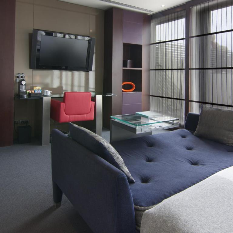 Sixtytwo Hotel - Suite with Terrace - 8
