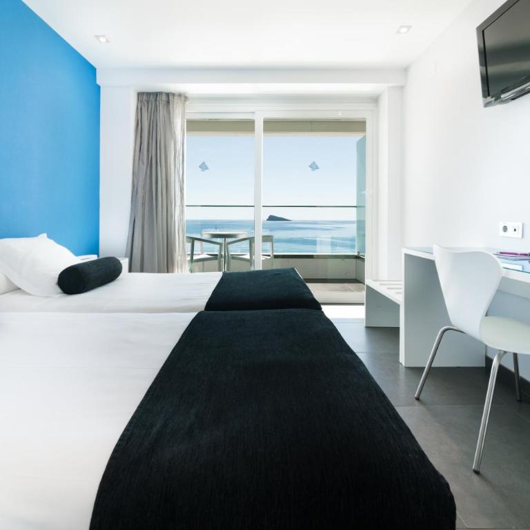 Hotel Brisa - Habitación Doble con terraza y vistas frontales al mar - 1 o 2 camas - 2