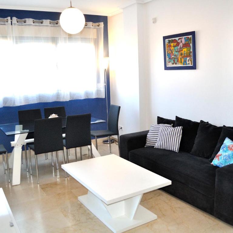 Marina Raset, 3 dormitorios, centro, by Bookindenia - Three-Bedroom Apartment - 12